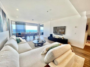 2202 Luxury The Wave, Surfers Paradise